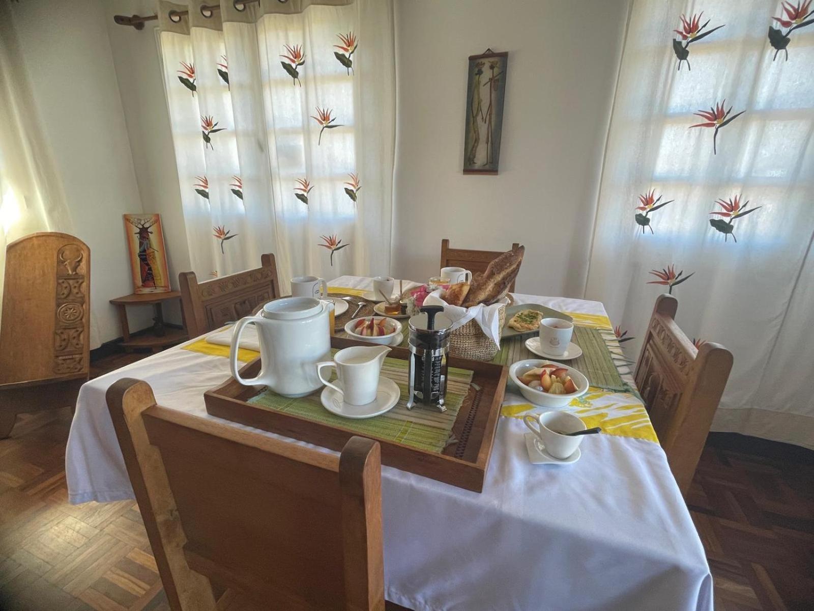 Appartements D'Hotes Marciloui Antsirabe Exterior photo